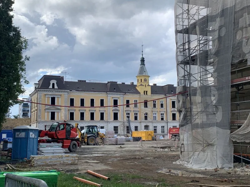 Opava Dukelská Kışlası 02 ve 03 No’lu Binaların Konuta Dönüşüm ve Yenileme Projesi